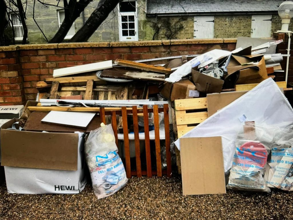 Building clearance in London- construction waste removal